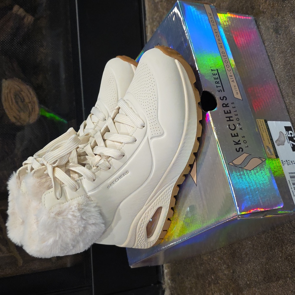 Skechers Uno Rugged-Fall Mode Size 7½ - Picture 2 of 8